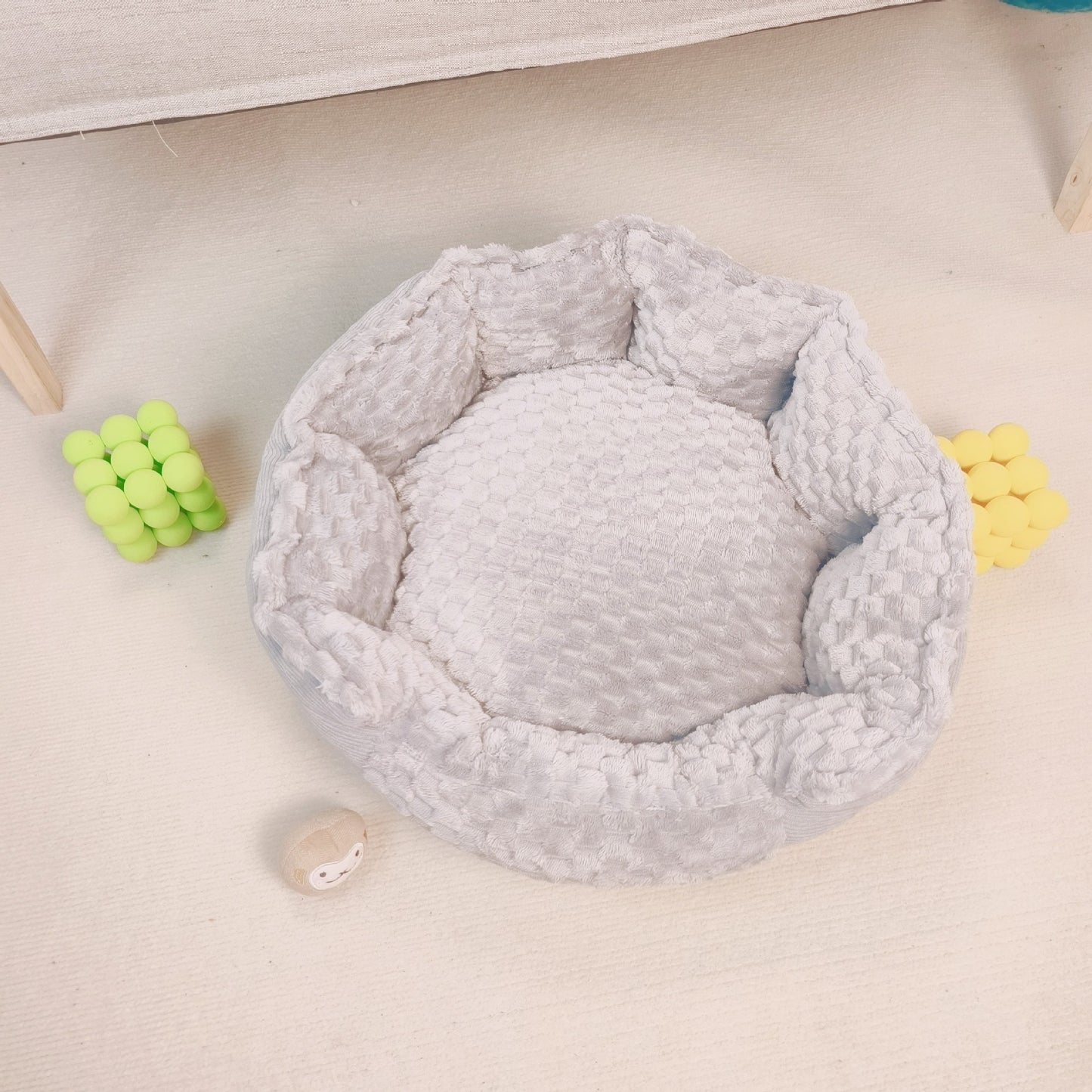 Multi-Color Pet Bed Thermal Universal